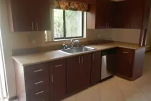 1066 NW 97th Ave, Plantation, FL 33322 - Photo 8