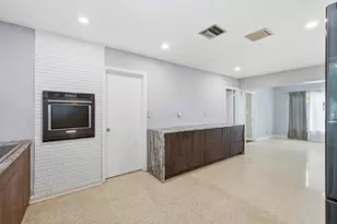 370 SW 13th St, Pompano Beach, FL 33060 - Photo 4