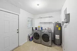 370 SW 13th St, Pompano Beach, FL 33060 - Photo 22