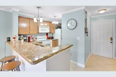 4855 Via Palm Lakes #902, West Palm Beach, FL 33417 - Photo 2