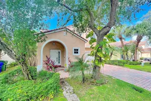 2132 NW 75th Way, Pembroke Pines, FL 33024 - Photo 4