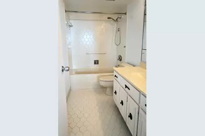 2400 Presidential Way #2002, West Palm Beach, FL 33401 - Photo 12