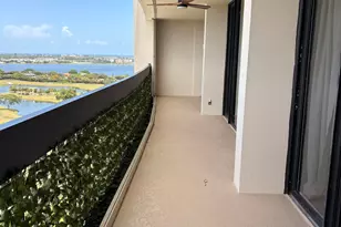 2400 Presidential Way, West Palm Beach, FL 33401 - Photo 2