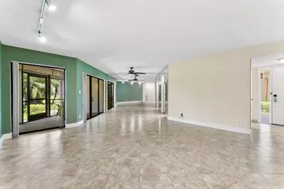 5800 Camino Del Sol #102, Boca Raton, FL 33433 - Photo 10