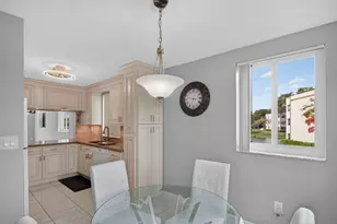 7216 S Devon Dr, Tamarac, FL 33321 - Photo 4