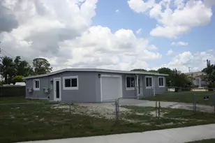 1914 Kudza Rd, West Palm Beach, FL 33415 - Photo 4