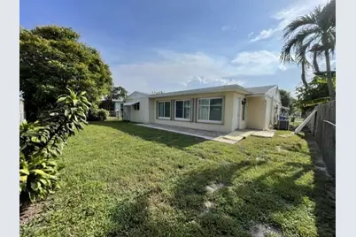180 SW 77th Avenue, Margate, FL 33068 - Photo 6
