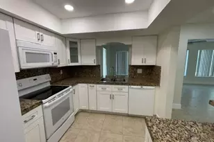 180 SW 77th Ave, Margate, FL 33068 - Photo 8