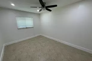180 SW 77th Ave, Margate, FL 33068 - Photo 18