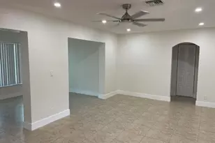 180 SW 77th Ave, Margate, FL 33068 - Photo 16