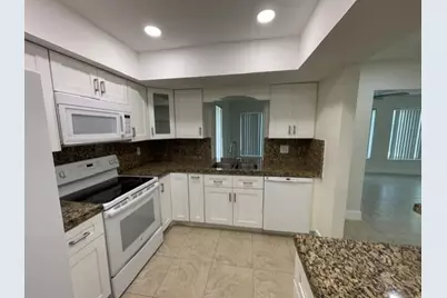 180 SW 77th Avenue, Margate, FL 33068 - Photo 12