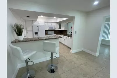 180 SW 77th Avenue, Margate, FL 33068 - Photo 2