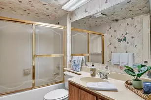 3525 Village Blvd, West Palm Beach, FL 33409 - Photo 32