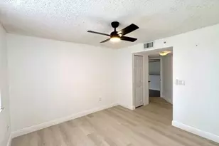 100 Crestwood Ct N, Royal Palm Beach, FL 33411 - Photo 12