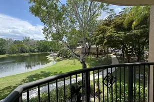 100 Crestwood Ct N, Royal Palm Beach, FL 33411 - Photo 2