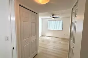 100 Crestwood Ct N, Royal Palm Beach, FL 33411 - Photo 12