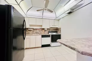 107 Wellington D, West Palm Beach, FL 33417 - Photo 4