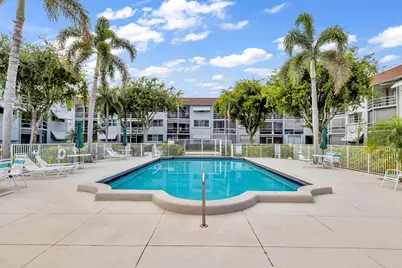 400 SE 10th Street #205, Deerfield Beach, FL 33441 - Photo 30