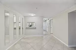 400 SE 10th St, Deerfield Beach, FL 33441 - Photo 10