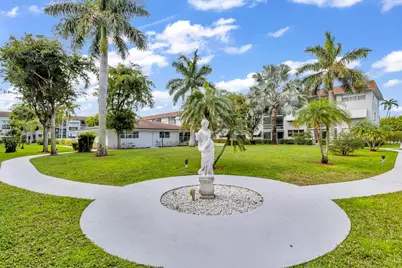 400 SE 10th Street #205, Deerfield Beach, FL 33441 - Photo 24