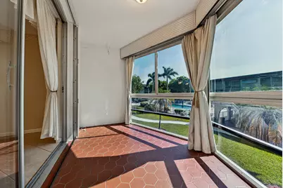 400 SE 10th Street #205, Deerfield Beach, FL 33441 - Photo 16
