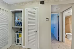 400 SE 10th St, Deerfield Beach, FL 33441 - Photo 20