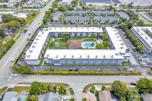 400 SE 10th St, Deerfield Beach, FL 33441 - Photo 34