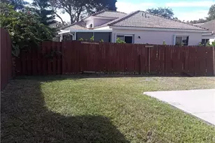 533 NW 47th Ave, Coconut Creek, FL 33063 - Photo 22