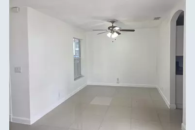 533 NW 47th Avenue, Coconut Creek, FL 33063 - Photo 4