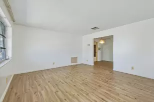1012 SW 17th St, Boynton Beach, FL 33426 - Photo 4