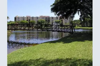 825 Egret Circle #206, Delray Beach, FL 33444 - Photo 1
