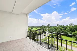 1500 Presidential Way, West Palm Beach, FL 33401 - Photo 2