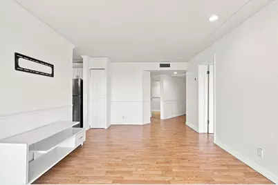 1500 Presidential Way #704, West Palm Beach, FL 33401 - Photo 8