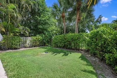12557 Mallet Circle, Wellington, FL 33414 - Photo 32