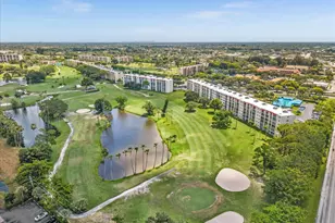 3959 Via Poinciana, Lake Worth, FL 33467 - Photo 2
