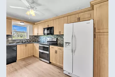 3959 Via Poinciana #104, Lake Worth, FL 33467 - Photo 26