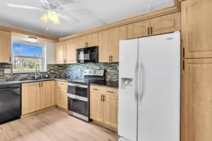 3959 Via Poinciana, Lake Worth, FL 33467 - Photo 18