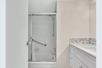 3959 Via Poinciana #104, Lake Worth, FL 33467 - Photo 40