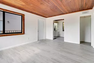 652 Hernando St, Fort Pierce, FL 34949 - Photo 4