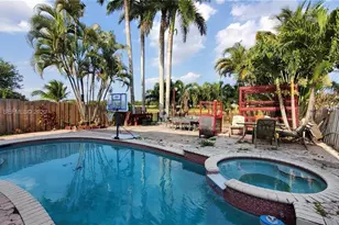4430 SW 82nd Way, Davie, FL 33328 - Photo 2
