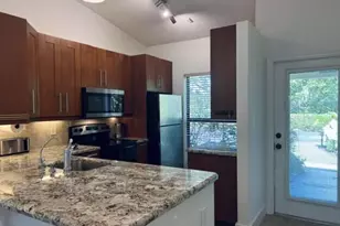3054 S Oakland Forest Dr, Oakland Park, FL 33309 - Photo 2