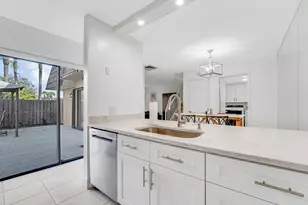 2439 24th Way, West Palm Beach, FL 33407 - Photo 16