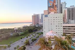 253 NE 2nd St, Miami, FL 33132 - Photo 26