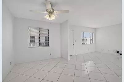 5340 Las Verdes Circle #307, Delray Beach, FL 33484 - Photo 20