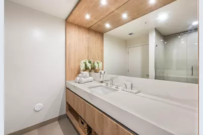 11 NE 6th Street #1912, Miami, FL 33132 - Photo 30