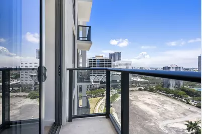 11 NE 6th Street #1912, Miami, FL 33132 - Photo 28