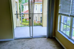 10348 Fox Trail S, Royal Palm Beach, FL 33411 - Photo 12