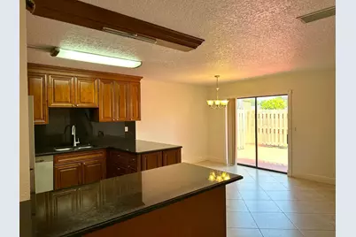 416 Arabian Road, Palm Springs, FL 33461 - Photo 10