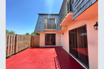 416 Arabian Road, Palm Springs, FL 33461 - Photo 4