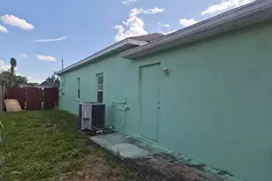 698 Thuringer St NW, Palm Bay, FL 32907 - Photo 6